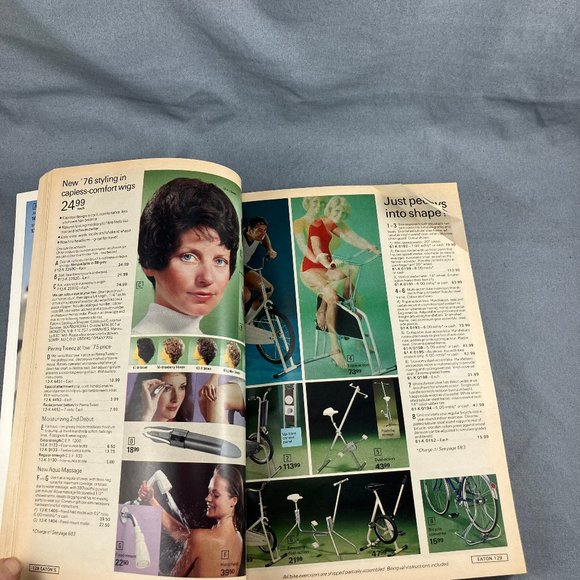 Eaton's Spring & Summer 1976 Catalog Vintage Fashion & Home Goods 698 Pages - Picture 7 of 12